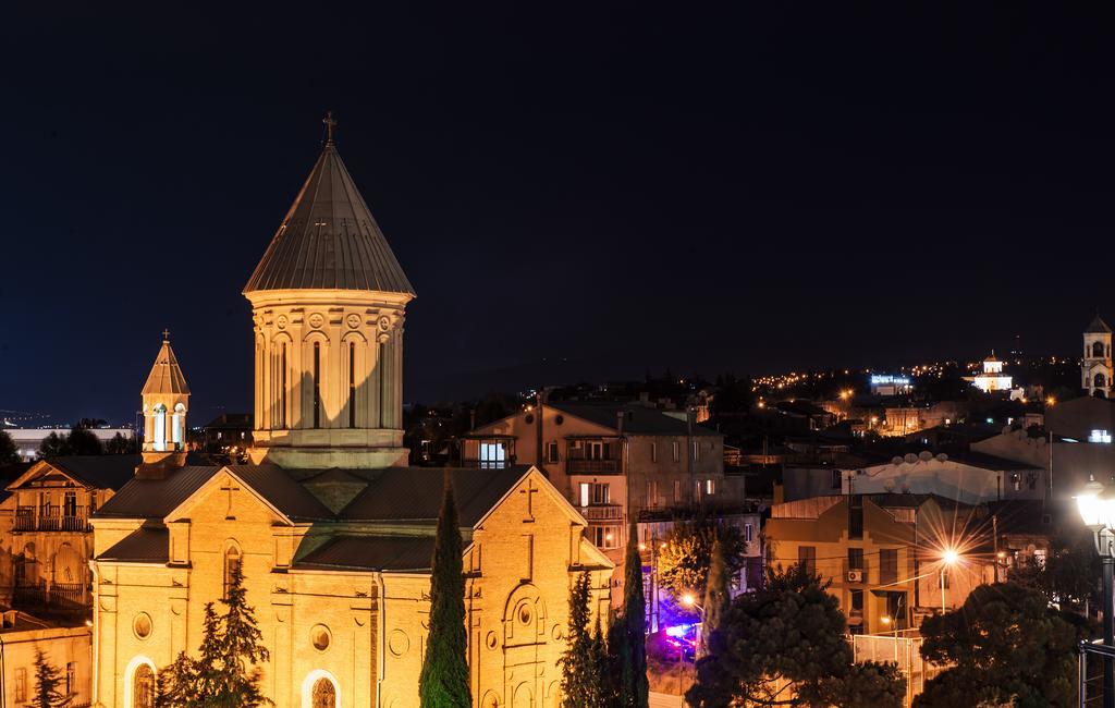 Tbilisi Inn Exterior photo